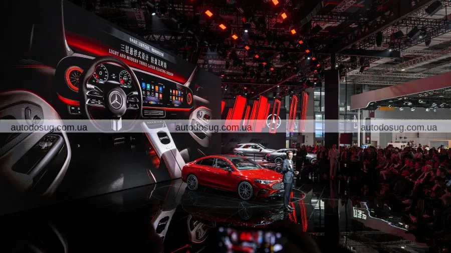 Mercedes-Benz презентує подовжену версію CLA L для китайського ринку