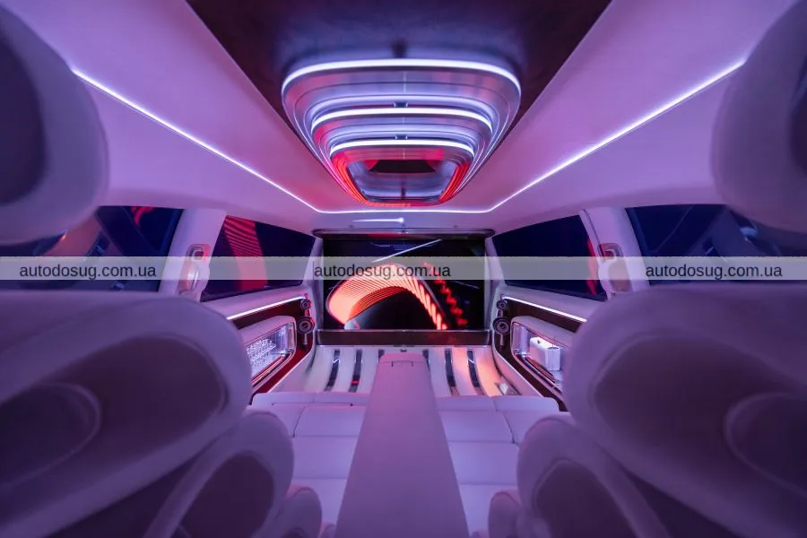 Mercedes-Benz презентує Vision V: електричний мінівен класу люкс з 65-дюймовим екраном