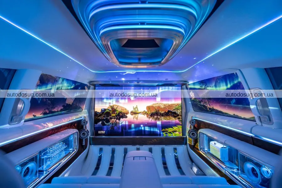 Mercedes-Benz презентує Vision V: електричний мінівен класу люкс з 65-дюймовим екраном