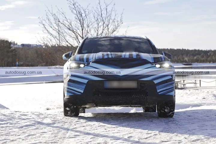 Mercedes GLC EV 2027: електричний кросовер наближається до дебюту