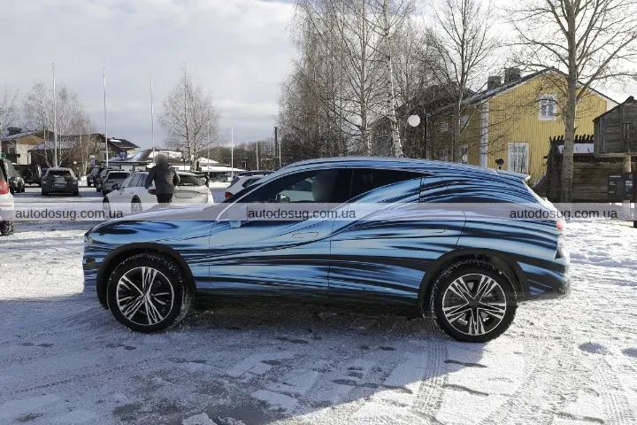 Mercedes GLC EV 2027: електричний кросовер наближається до дебюту