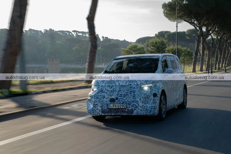 Mercedes представляє розкішний електричний фургон