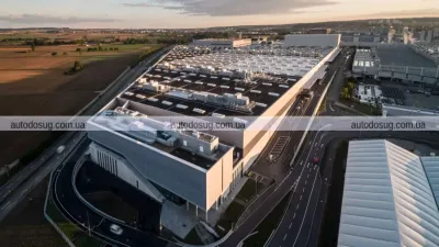 Mercedes пропонує співробітникам понад 540 000 доларів за звільнення