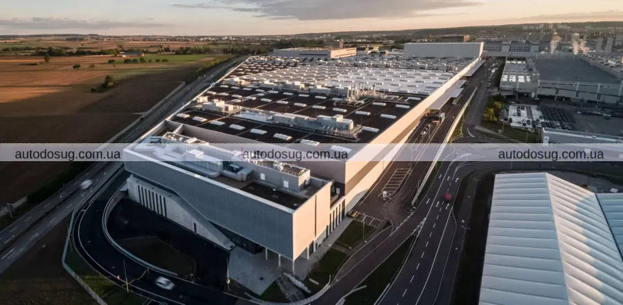 Mercedes пропонує співробітникам понад 540 000 доларів за звільнення