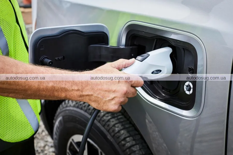 Наростає криза, коли електромобілі стають масовими, а зарядки — ні