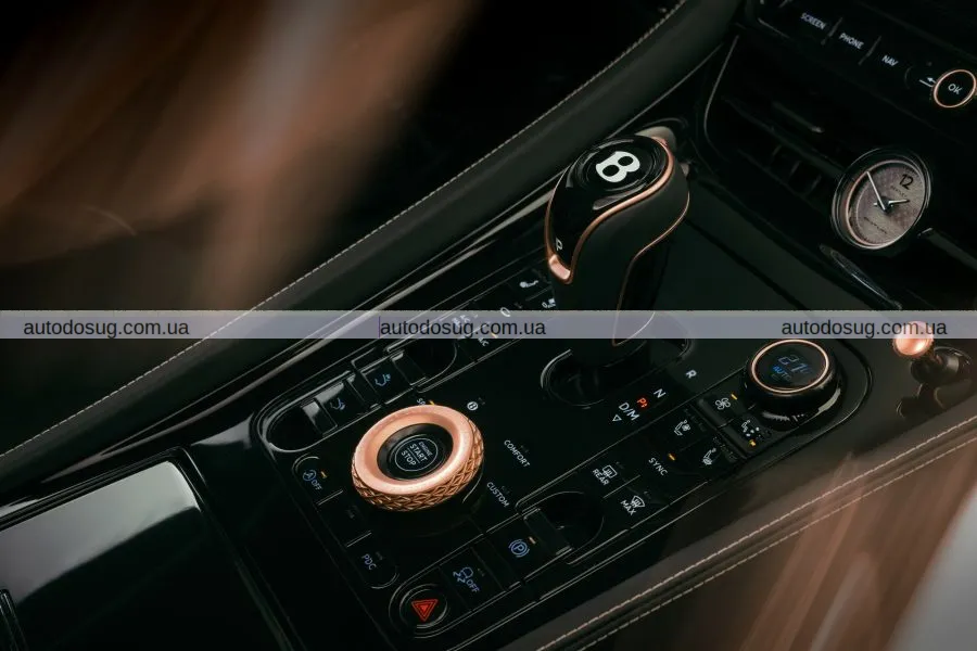 Найновіший Batur від Bentley - розкіш з використанням рожевого золота