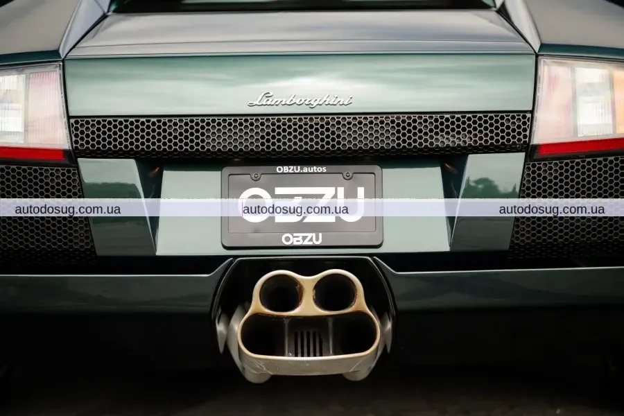 Незвичний вихлоп Lamborghini Murciélago з шестиступеневою коробкою вражає