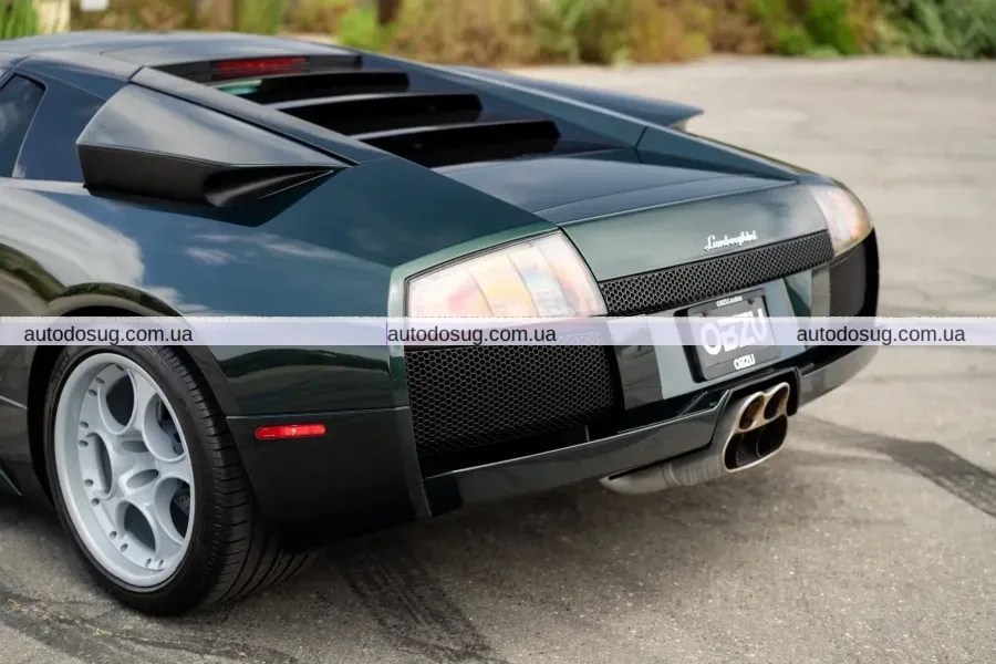 Незвичний вихлоп Lamborghini Murciélago з шестиступеневою коробкою вражає