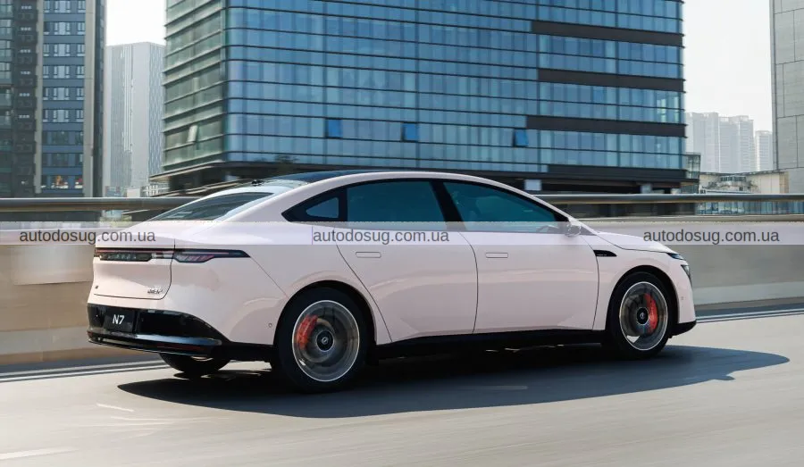 Nissan N7 показує, що японці вміють здивувати