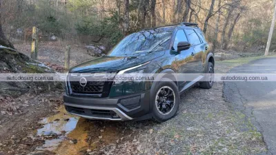 Nissan Pathfinder Rock Creek 2025 поєднує комфорт і прохідність