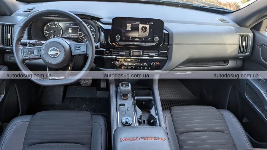 Nissan Pathfinder Rock Creek 2025 поєднує комфорт і прохідність