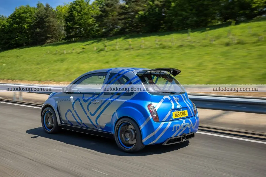 Nissan представляє культовий хот-хетч Micra 350SR