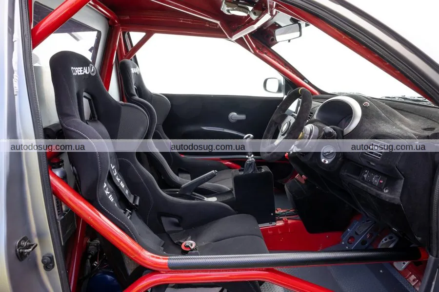 Nissan представляє культовий хот-хетч Micra 350SR