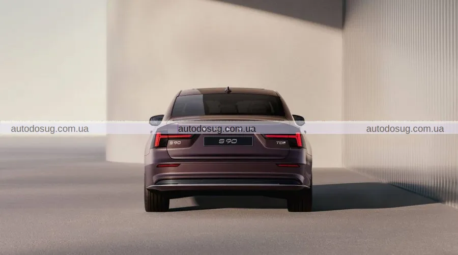 Оновлений седан Volvo S90 2025 залишиться поза межами більшості ринків