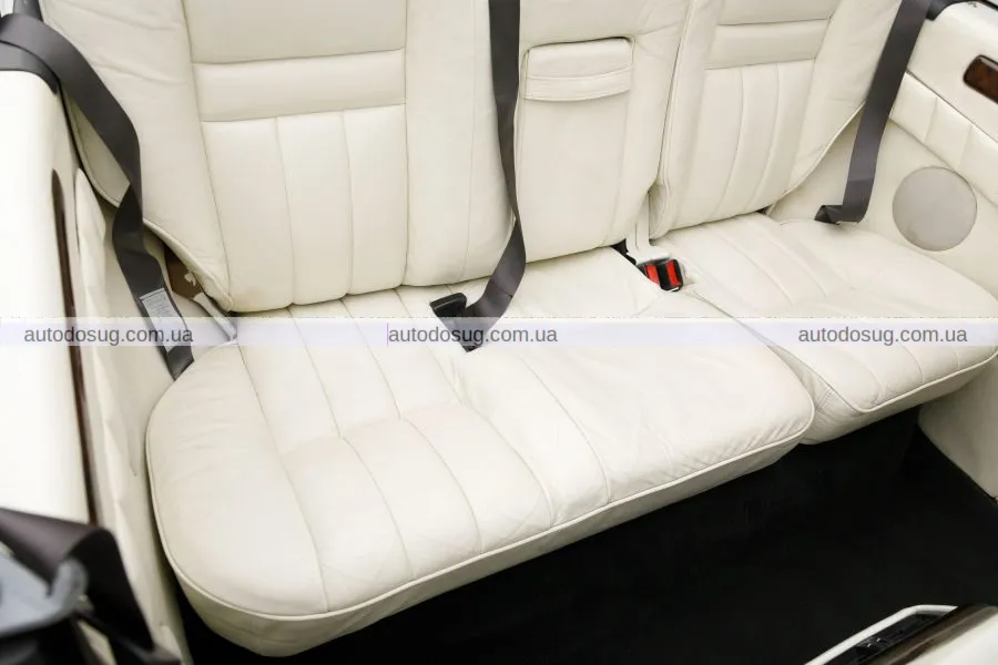 Перетворили класичний Range Rover 1995 року на кабріолет