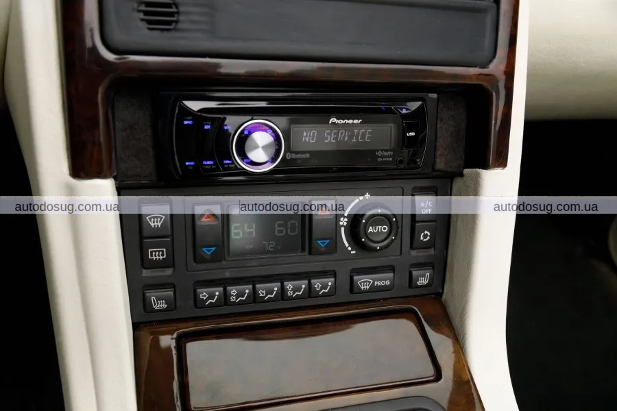 Перетворили класичний Range Rover 1995 року на кабріолет