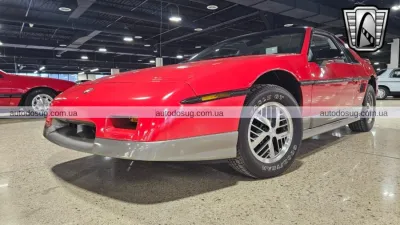 Pontiac Fiero зберігає оригінальний вигляд з пробігом менше 1 000 миль