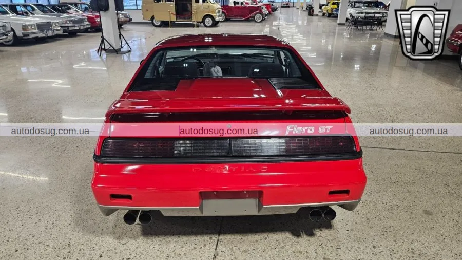 Pontiac Fiero зберігає оригінальний вигляд з пробігом менше 1 000 миль