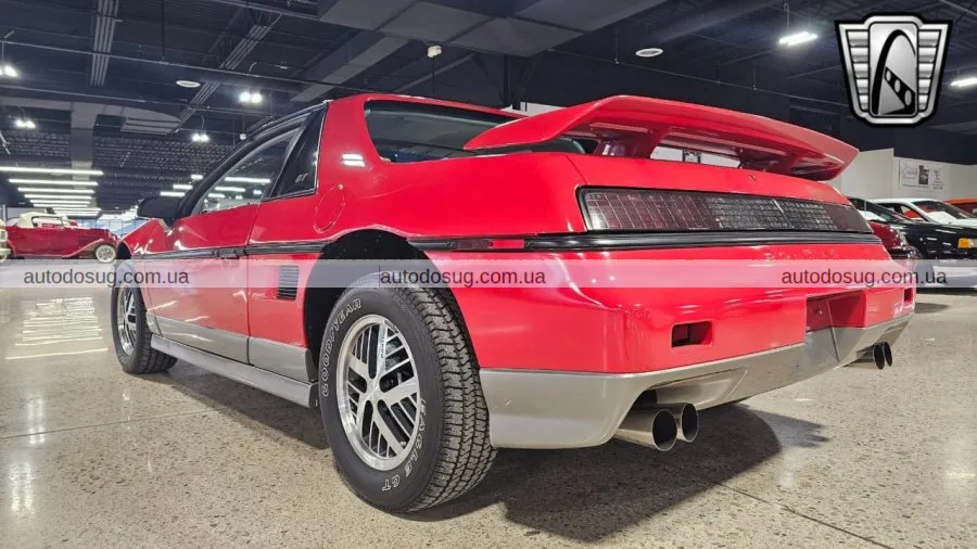 Pontiac Fiero зберігає оригінальний вигляд з пробігом менше 1 000 миль