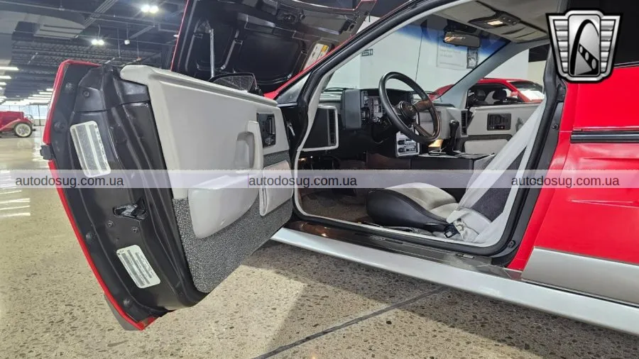 Pontiac Fiero зберігає оригінальний вигляд з пробігом менше 1 000 миль