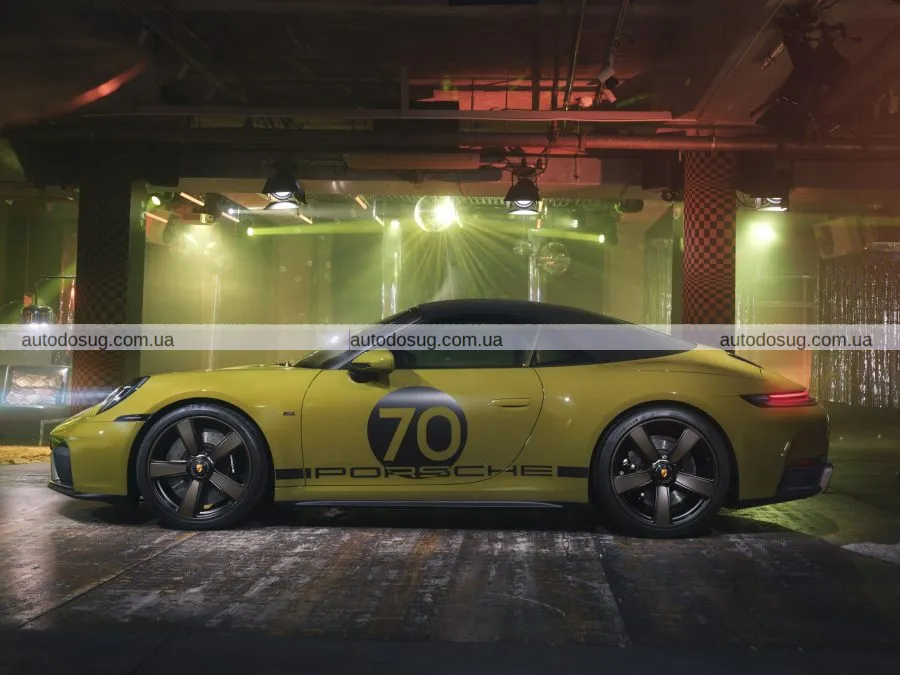Porsche представив лімітований 911 Spirit 70 Cabriolet в дусі 70-х