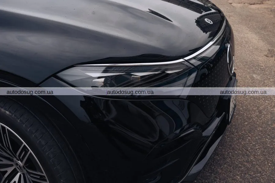 Привертає увагу новий електричний Mercedes EQS SUV