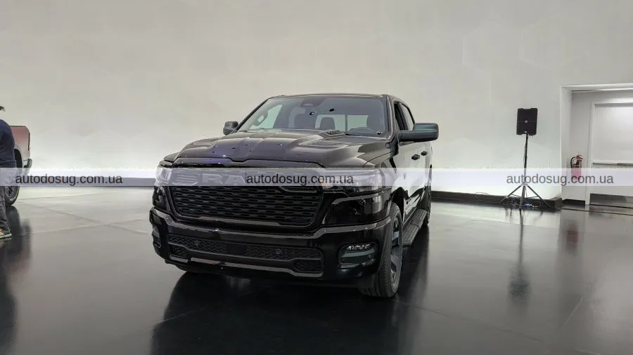 Ram повертає легендарний HEMI 5.7 V8 у пікап 1500 у 2026 році