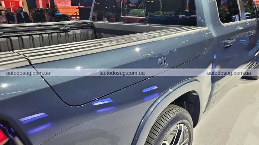 RAM відкладає дебют електропікапа з запасом ходу 1100 км