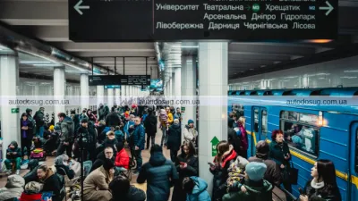 Ранковий колапс у Київському метро