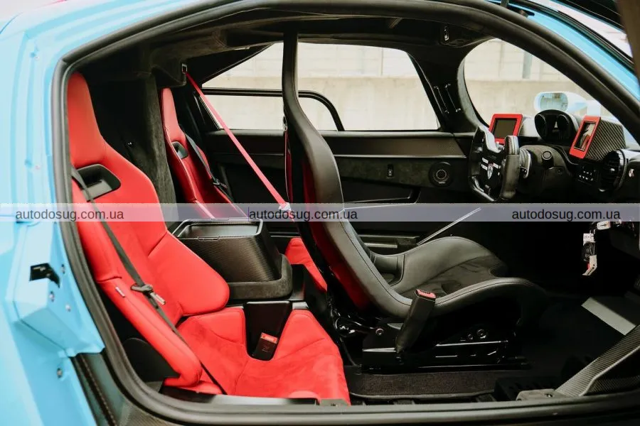 SCG 007S Дорожній гіперкар з гоночним серцем