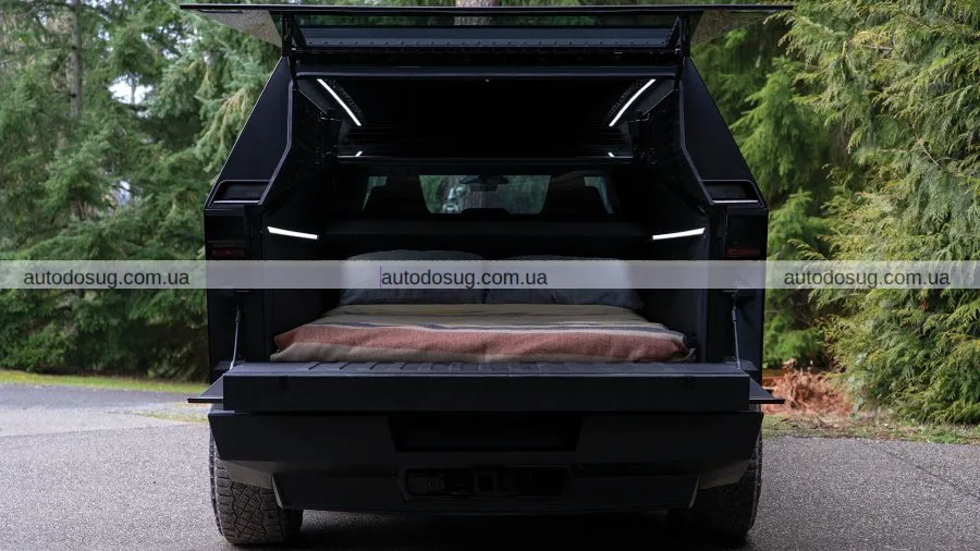 Space Camper перетворює вашу кібервантажівку Tesla на маленький мобільний будинок