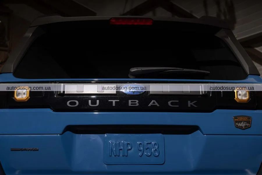 Subaru перетворює культовий універсал на справжній SUV Outback 2026