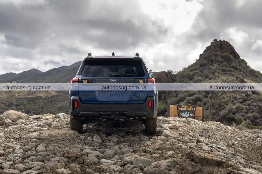 Subaru перетворює культовий універсал на справжній SUV Outback 2026