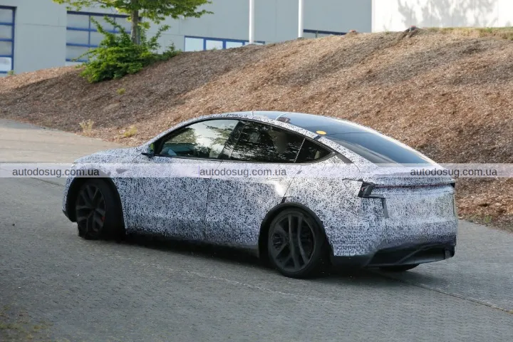 Tesla оновлює Model Y Performance, картаті колеса та все інше