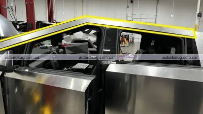 Tesla відкликає майже всі Cybertruck через дефект кріплення сталевих панелей