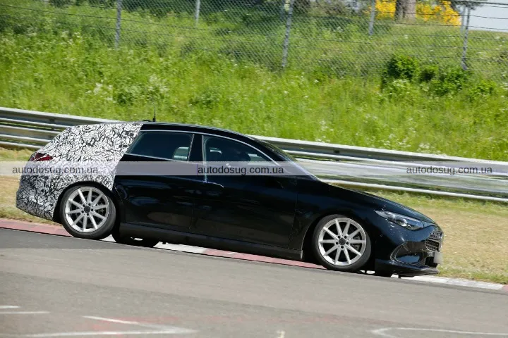 Тестується універсал CLA Shooting Brake від Mercedes на трасі Нюрбургринга