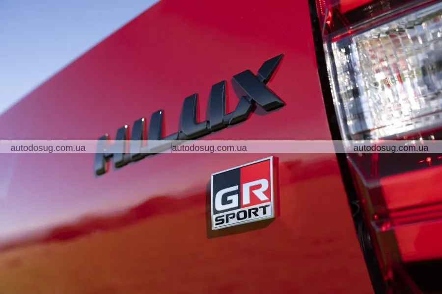 Toyota Hilux GR Sport 2026: все, що відомо про новий потужний пікап