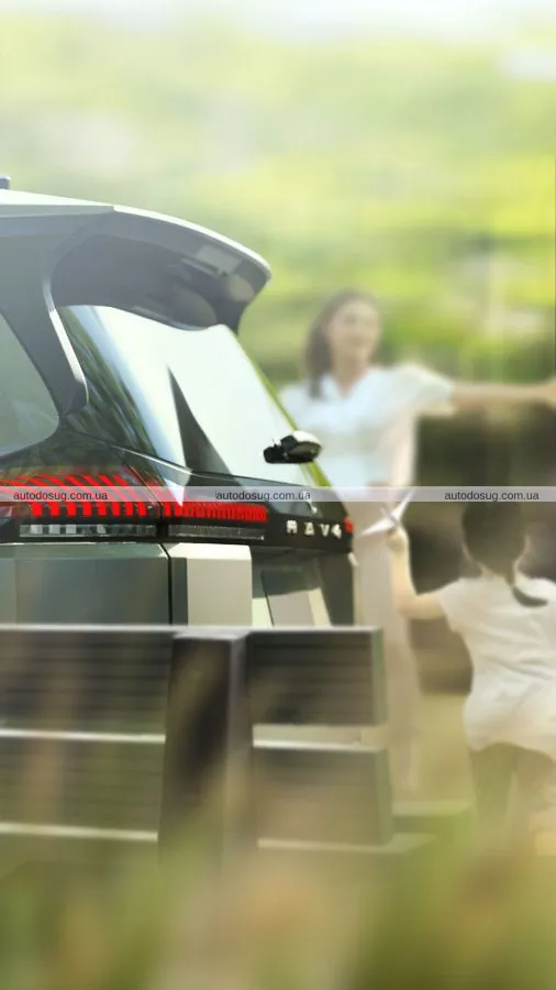 Toyota оновлює RAV4 2026, чим здивує шосте покоління