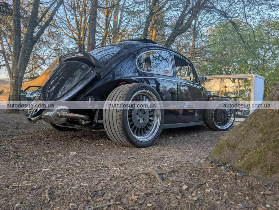 Цей Volkswagen має серце справжнього Porsche