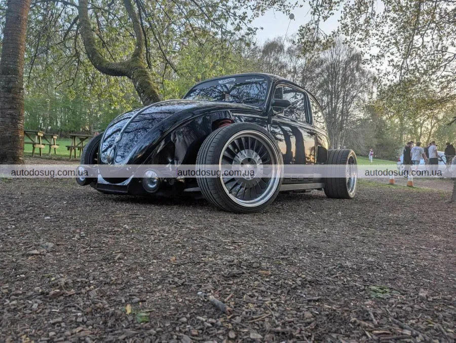 Цей Volkswagen має серце справжнього Porsche