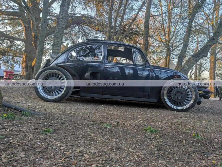 Цей Volkswagen має серце справжнього Porsche