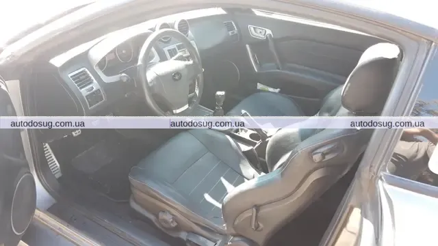 У Іспанії Hyundai Tiburon перетворили на Ford Mustang