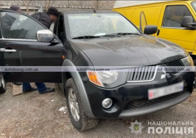 У Києві викрили схему продажу авто для ЗСУ