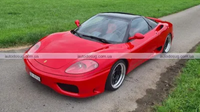 Власник Honda NSX перетворив свій суперкар на «бюджетний Ferrari»