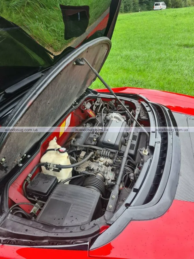 Власник Honda NSX перетворив свій суперкар на «бюджетний Ferrari»