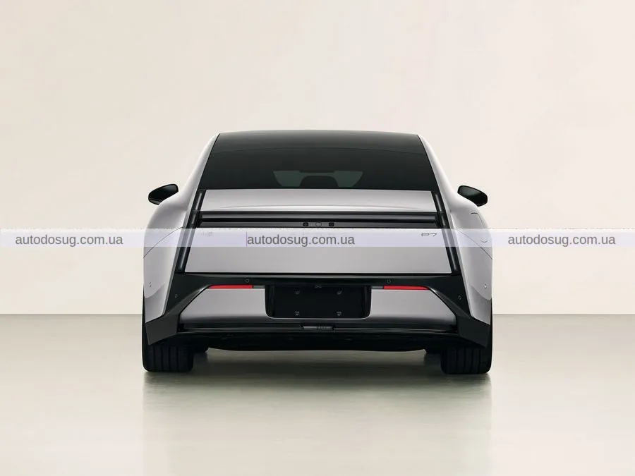 XPeng P7 дивує диким тюнінгом і карбоновими акцентами