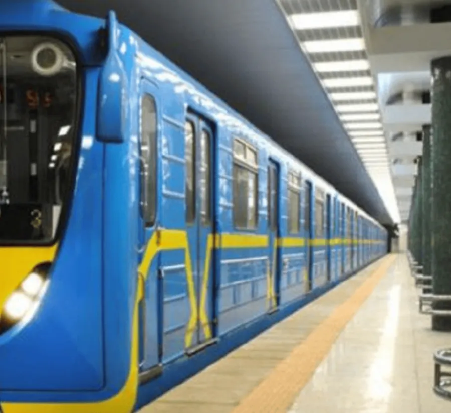Збільшення кількості поїздів у Київському метро