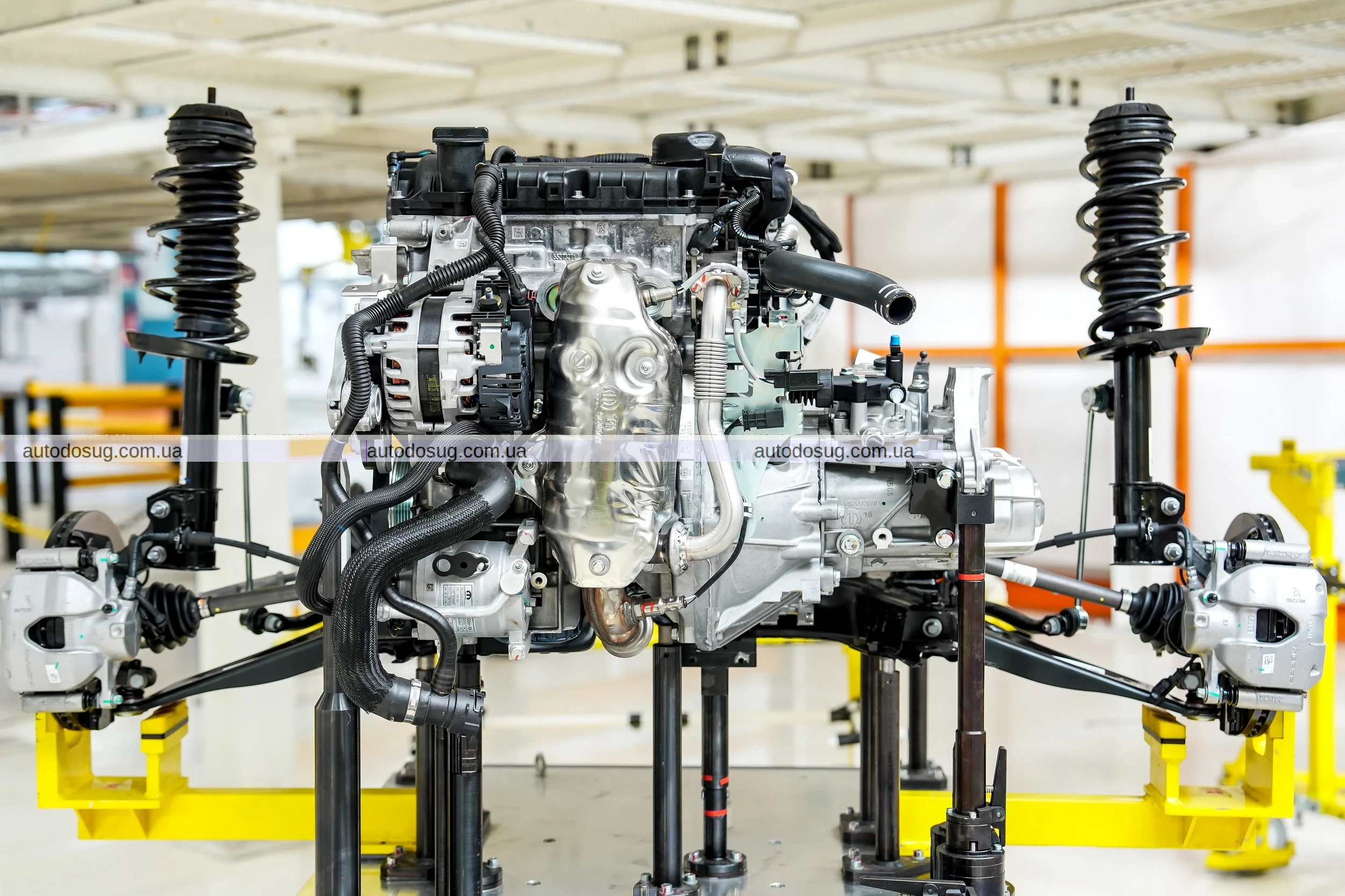 Fiat повертається до бензинових автомобілів з механічною коробкою передач