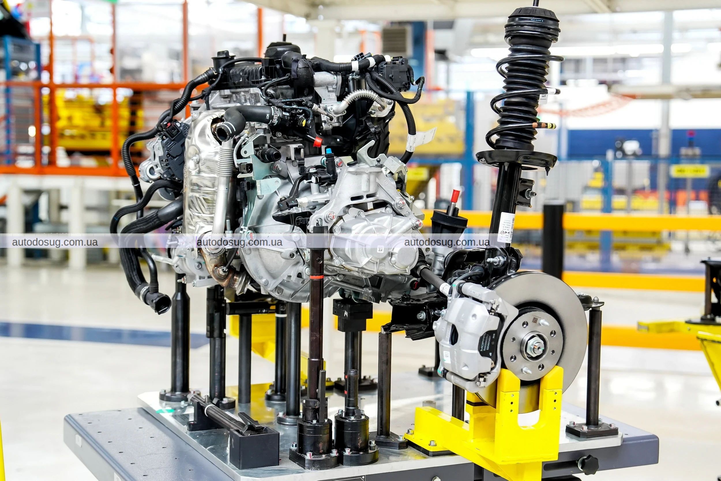 Fiat повертається до бензинових автомобілів з механічною коробкою передач