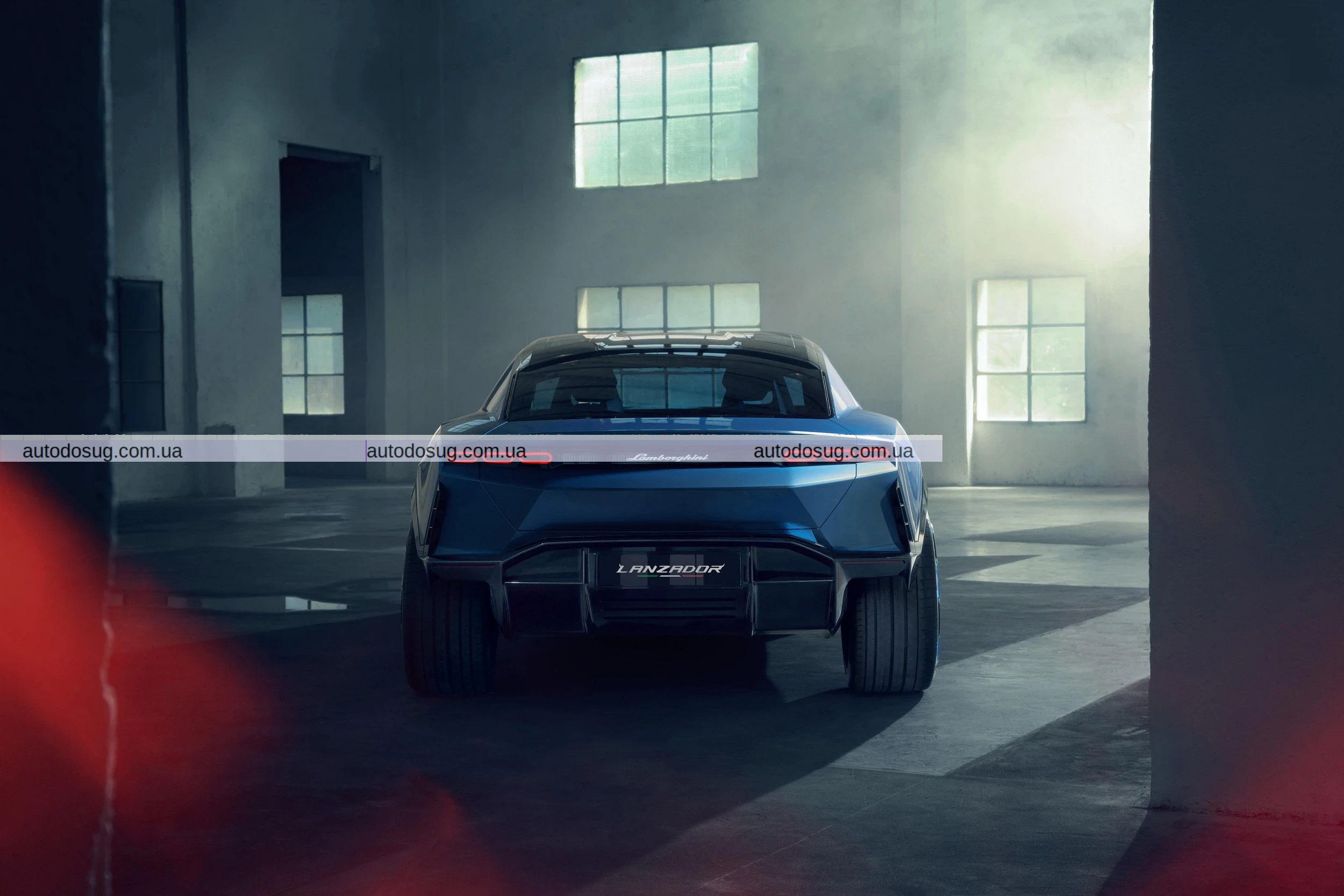 Lamborghini відкладає випуск свого першого електромобіля